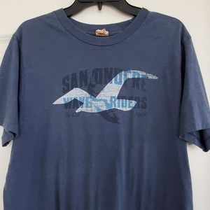 Hollister t shirt size xl